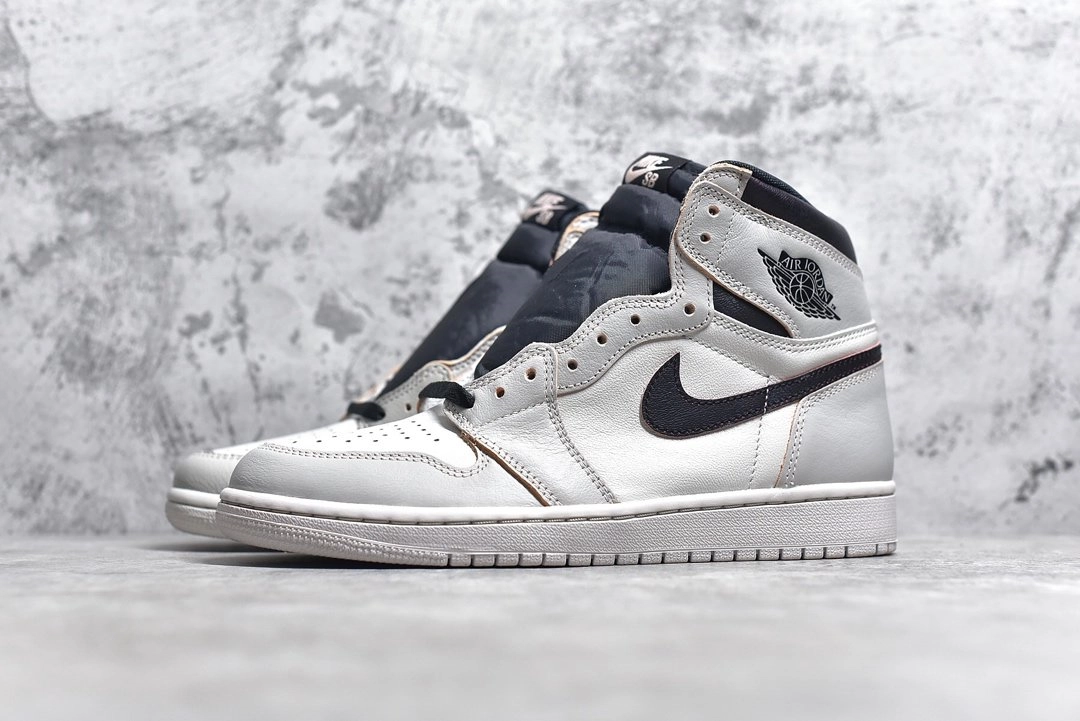 Air Jordan 1 x Nike SB High OG Light Bone