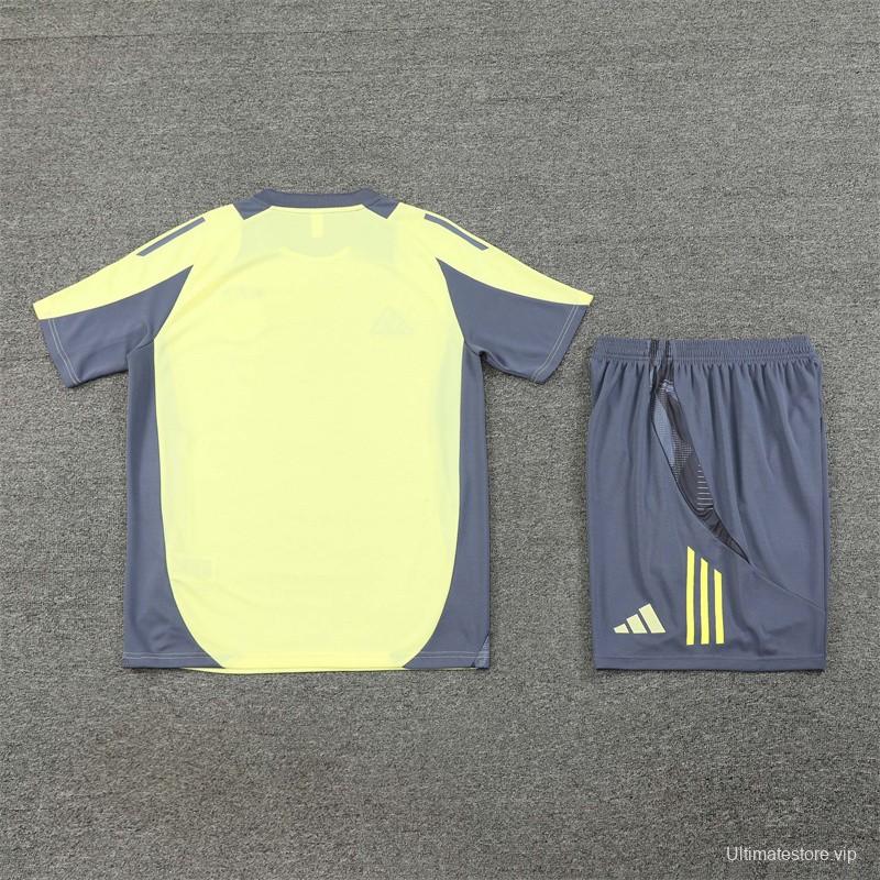 24/25 Juventus Yellow Short Sleeve Jersey+Shorts