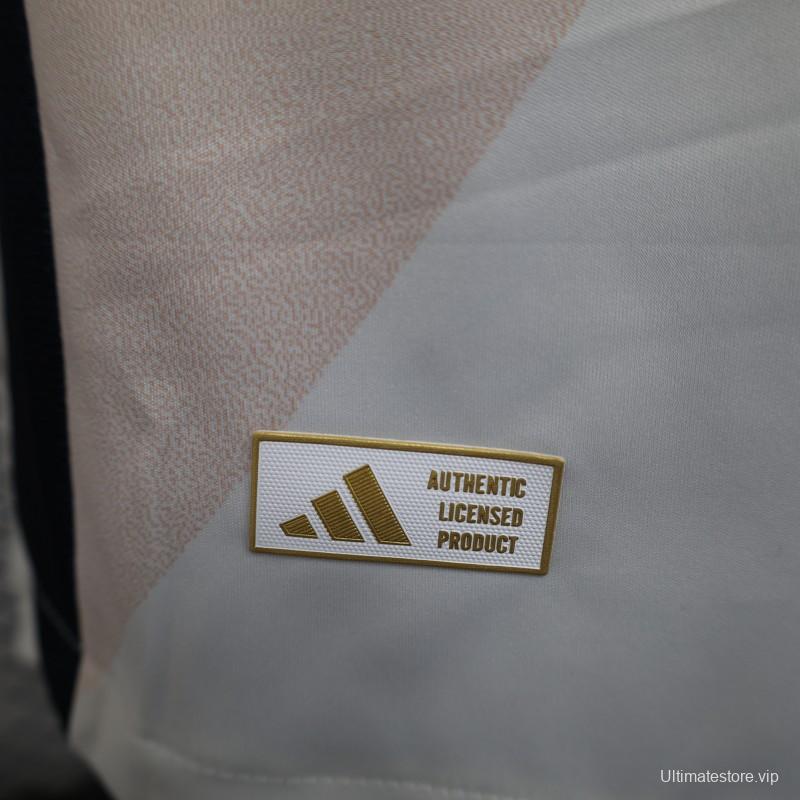 Player Version 2025 Spain Pre-Match White with Geometric Pattern Jersey