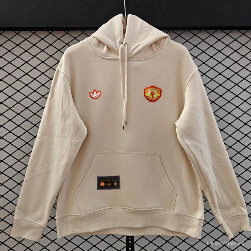 25/26 Manchester United Retro Embroidered Logo Hoodie 9 Colors