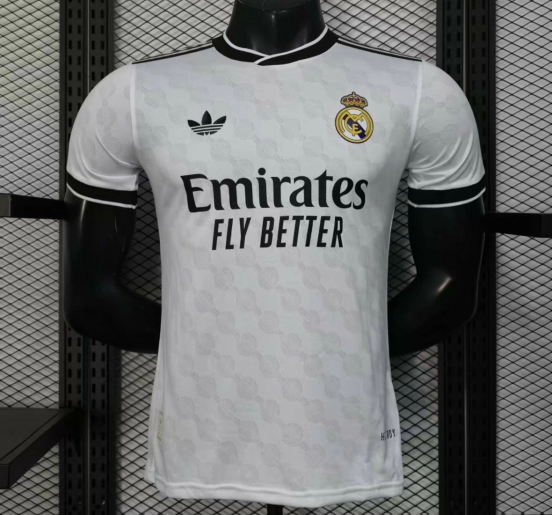 Player Version 25/26 Real Madrid White with Geometric Pattern Jersey