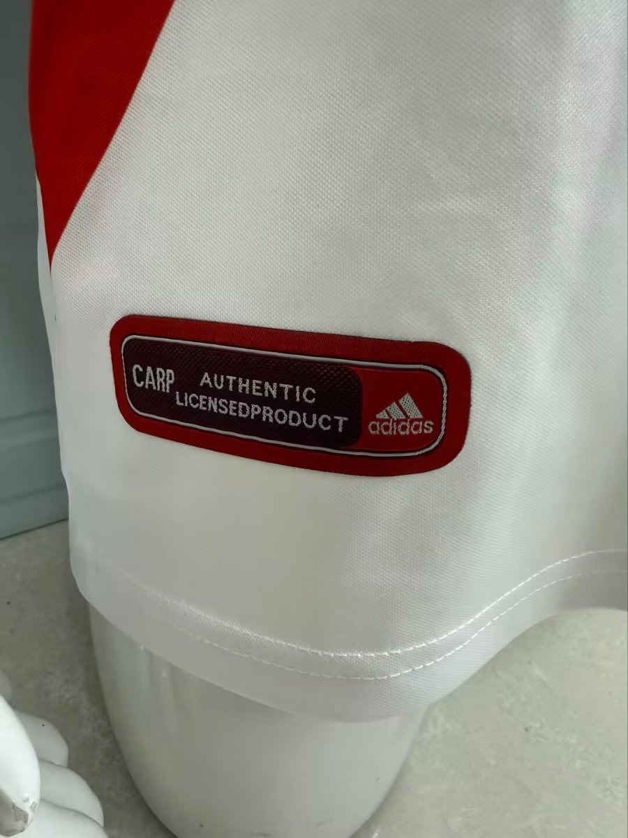 Retro 01/02 River Plate Special White Jersey